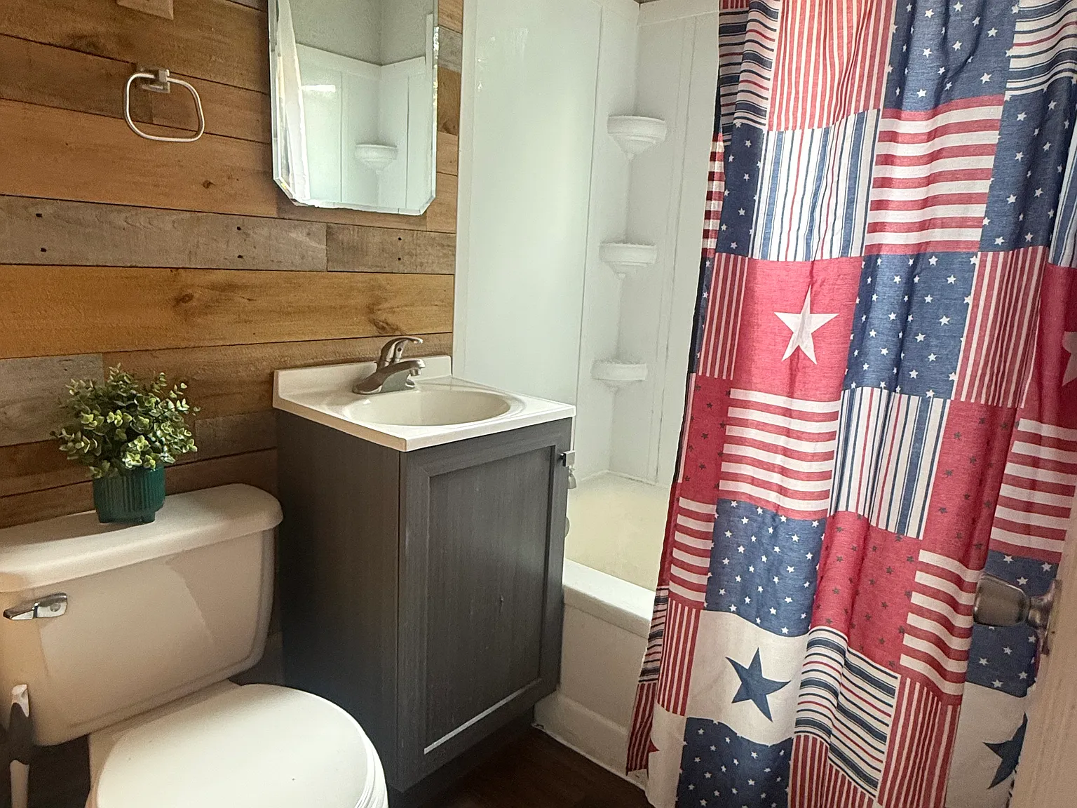 4430 Primrose Ave — Photo 4