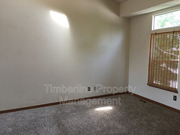 3rd image of 8749 Bellcove Cir