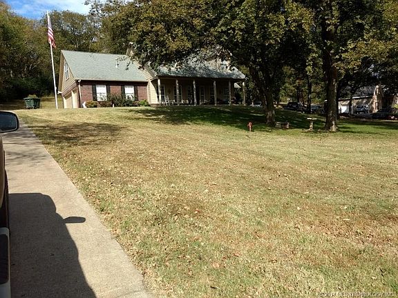 2nd image of 30912 S Oak Dr