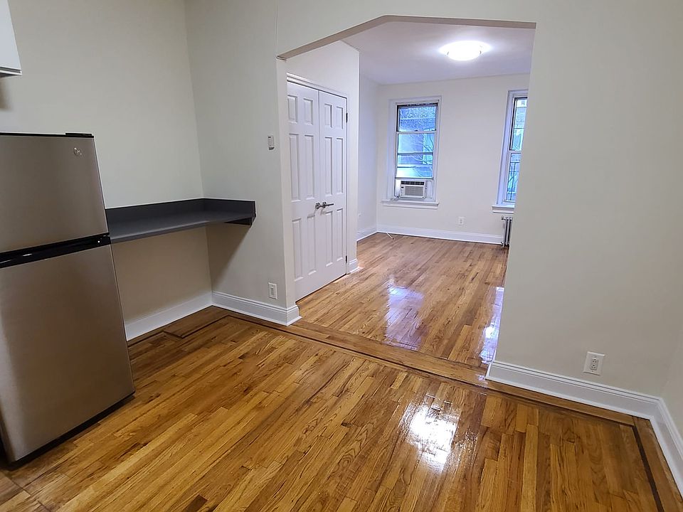 1st image of 325 E 48th St APT 3A