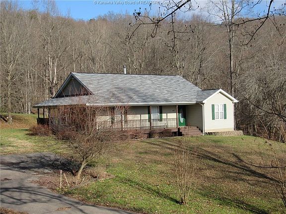 2nd image of 67 Donna Dr