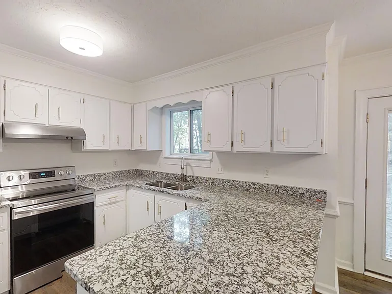 4139 Fair Oaks Rd — Photo 8