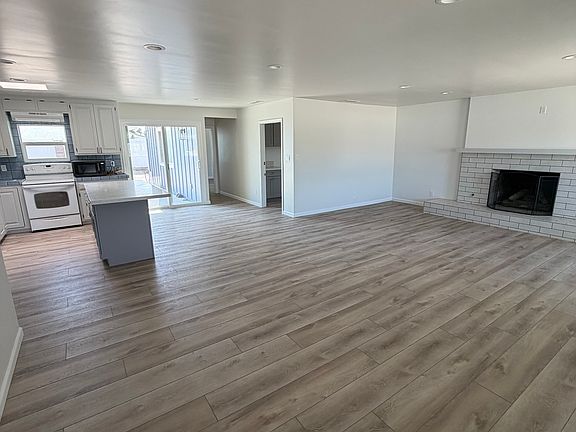 4th image of 4188 Constellation Rd
