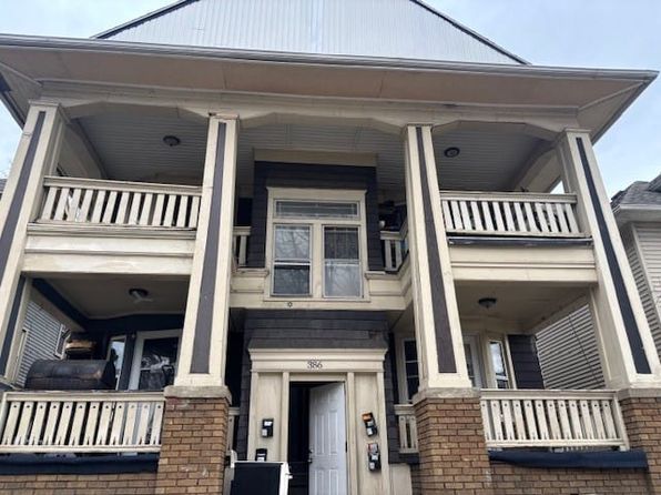 386 Ridgeway Ave