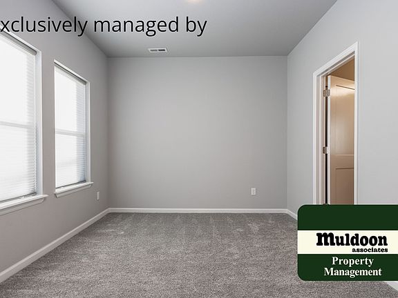 3rd image of 8 E Saint Elmo Ave