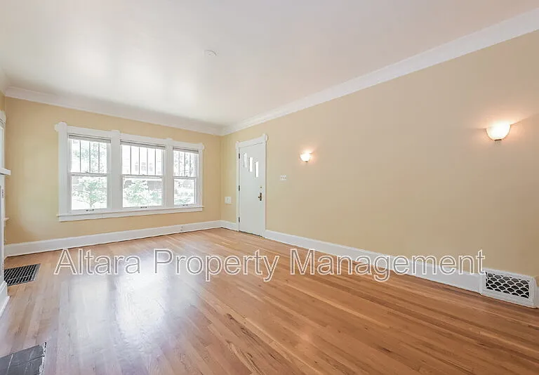 751 Vine St — Photo 2