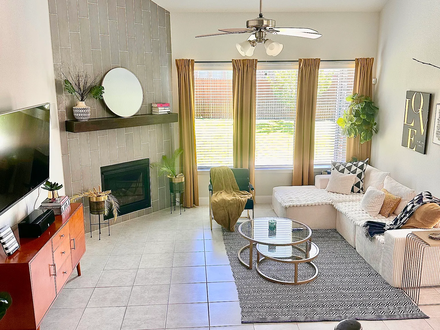 4 bed, 3.5 bath, 3036 sqft, $4,200 — Photo 3