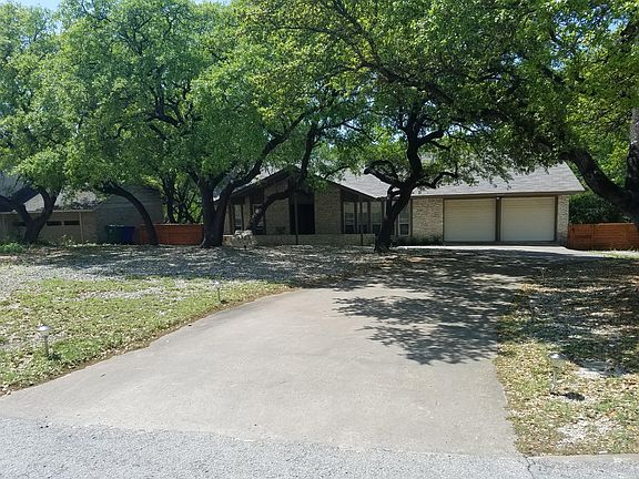 3rd image of 2305 Monaco Dr
