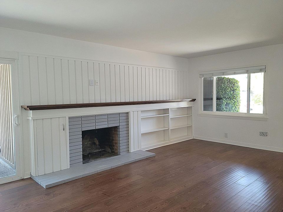 1st image of 259 Grace Dr