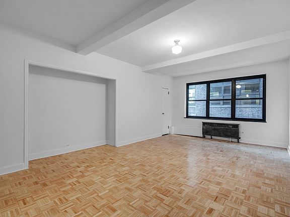3rd image of 307 E 44th St APT 503