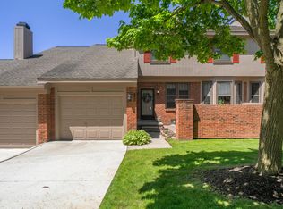 7288 Danbrooke, West Bloomfield, MI 48322
