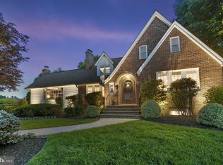 1024 S Oakcrest Rd, Arlington, VA 22202