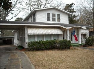 322 Tenaha St, Center, TX 75935