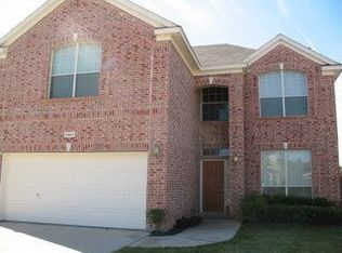 4921 Summer Oaks Ln, Fort Worth, TX 76123