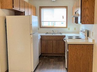 1301 Jefferson Heights Dr #1329L, Zumbrota, MN 55992