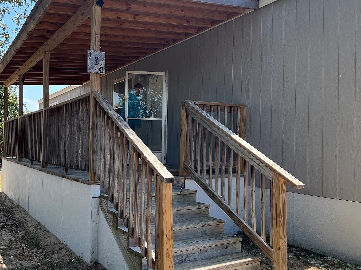 2 bed, 896 sqft, $1,350 — Photo 3