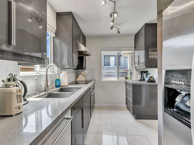 850 Arcadia Ave #4 — Photo 3