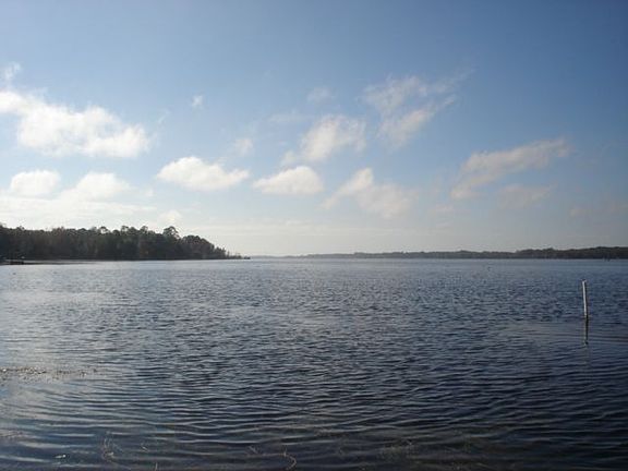 214' on Deerpoint Lake