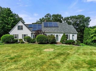 3 Cross St, Upton, MA 01568