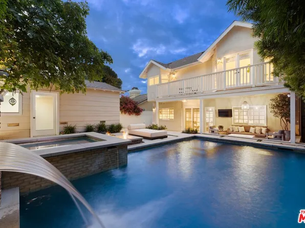 14640 Tustin St, Sherman Oaks, CA 91403