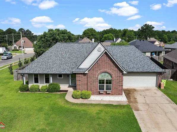 152 Lola Cir, Benton, LA 71006