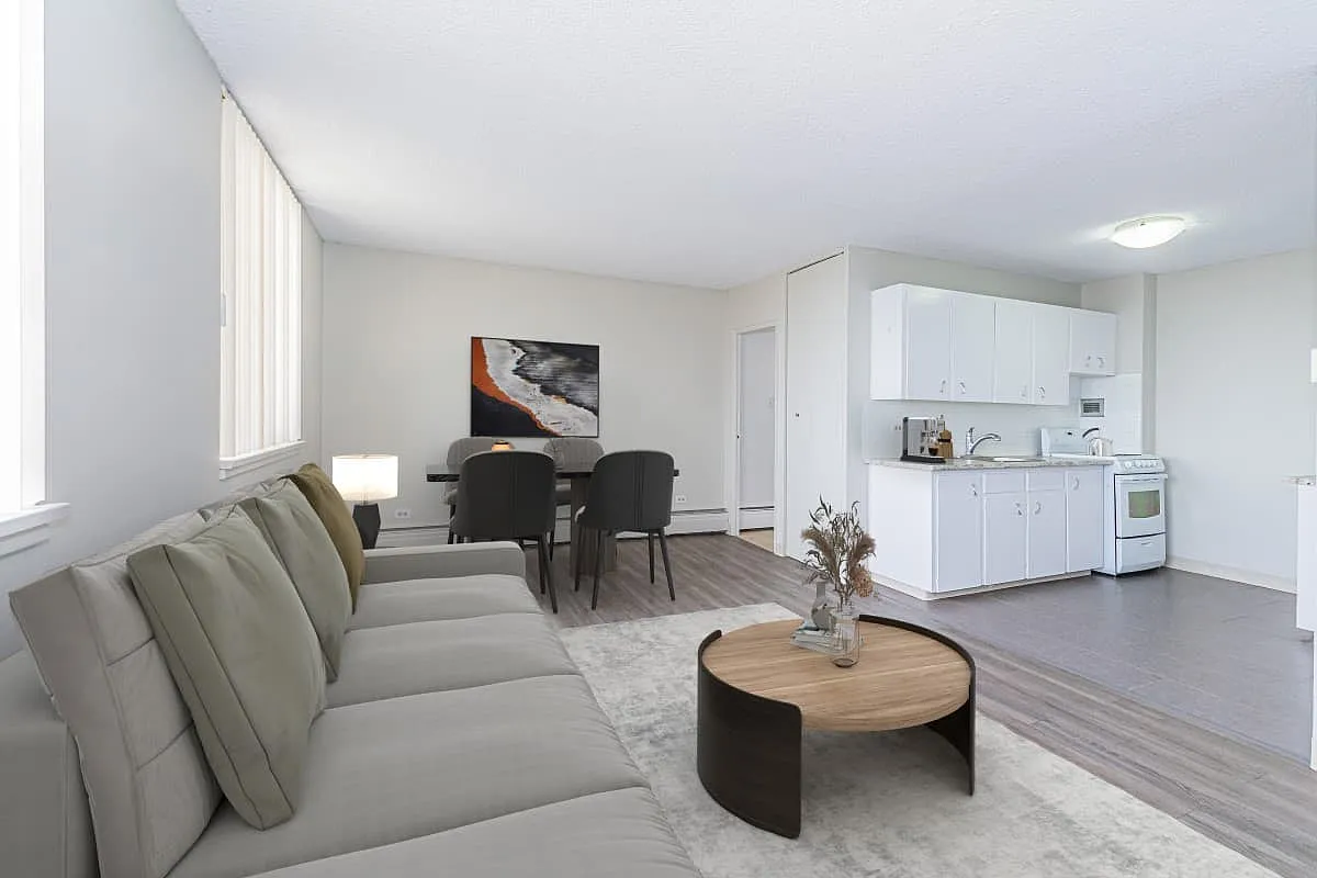 Garneau Towers Apartments — Photo 4