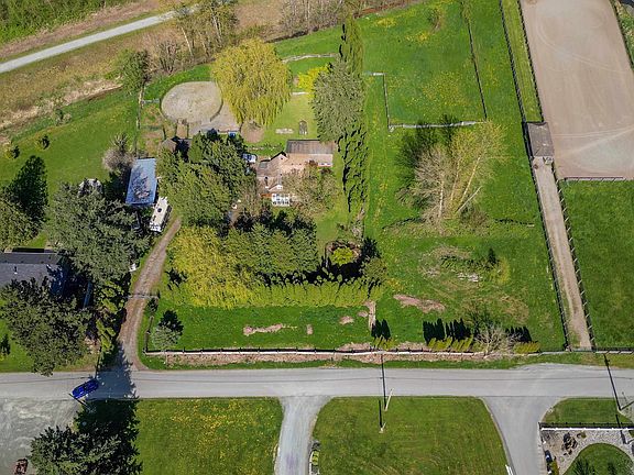 2nd image of 42935 Lumsden Rd