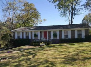 1204 Old Oak Cir, Birmingham, AL 35235