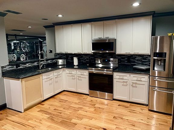 5th image of 12609 Summerwood Dr
