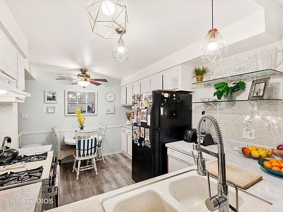 5th image of 10355 Menard Ave #2-214