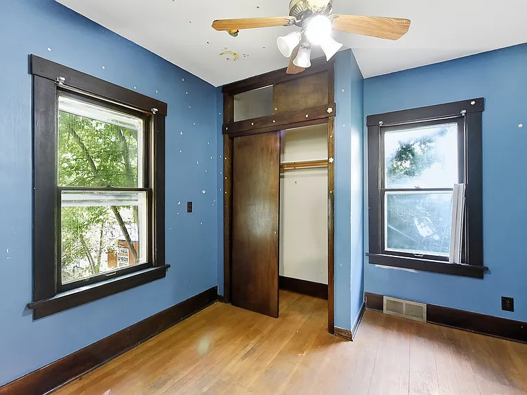 5831 Ohio St — Photo 15