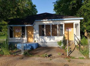 414 Pelican St, Greenwood, MS 38930
