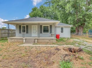 3895 Red Boiling Springs Rd, Lafayette, TN 37083