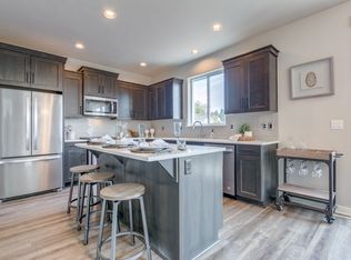6479 SE Provence St, Hillsboro, OR 97123