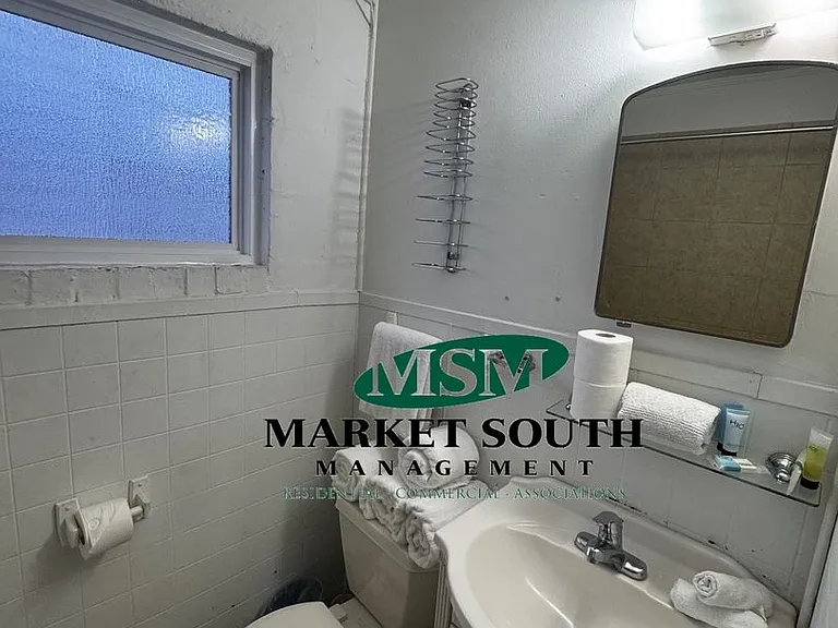 317 W Huntingdon St #A — Photo 7