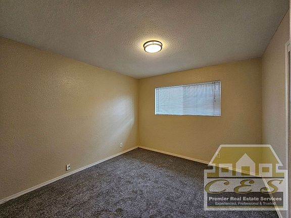 3rd image of 2701 Bush Ave
