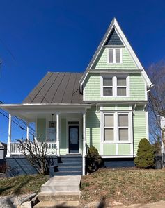 608 Winthrop St, Staunton, VA, 24401