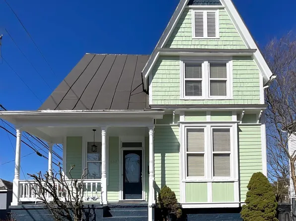 608 Winthrop St, Staunton, VA 24401