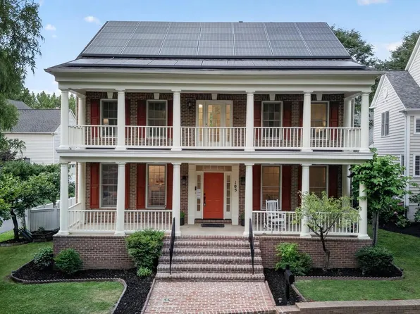 105 Watkins Overlook, Rockville, MD 20850