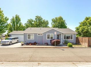 2427 Granite Ct, White City, OR 97503
