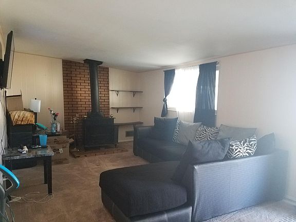 3rd image of 3425 W Harvard Ave