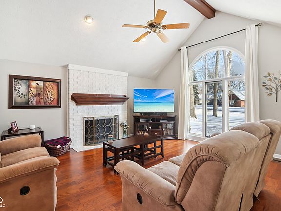 4th image of 7336 Cherryhill Dr