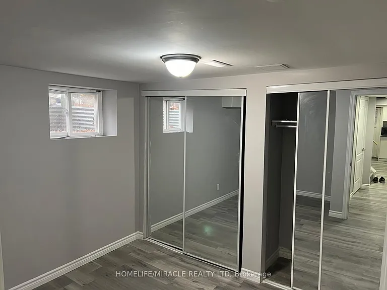 23 Jay Ct #LOWER — Photo 11