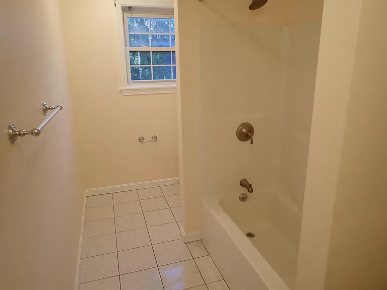 104 Crescent St #2 — Photo 11