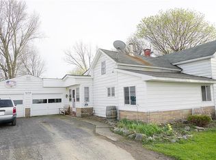 2175 Main St, Lawtons, NY 14091