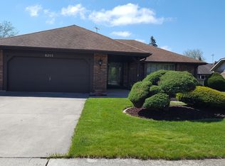 8255 Shipston St, Orland Park, IL