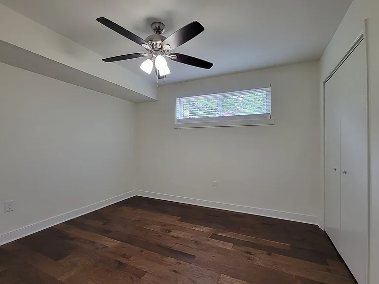 10212 Iron Mill Rd — Photo 17