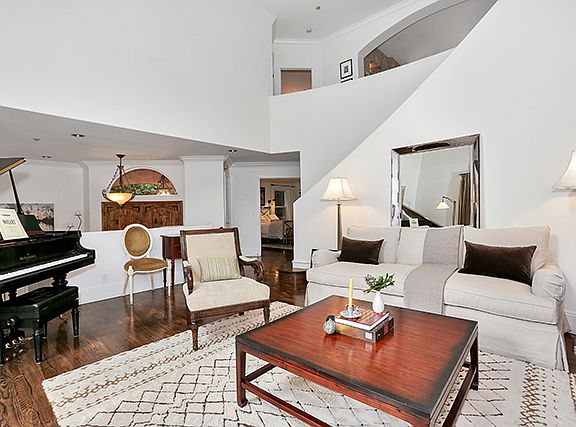 4th image of 4028 Alta Mesa Dr