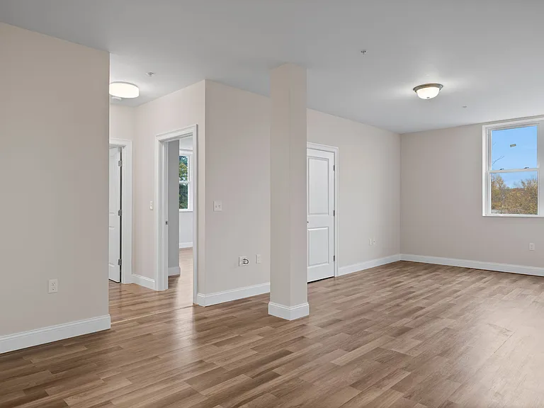 Lofts at 27 Water Street — Photo 6