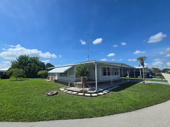 910 Calamondin Ct, North Ft Myers, FL 33917